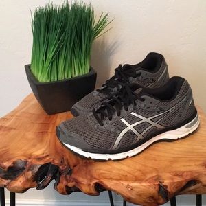 Asics Gel Excite 4 WORN ONCE!
